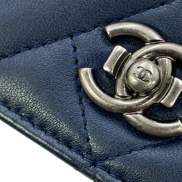 シャネル チェーンウォレット マトラッセ シェブロン ボーイシャネル ラムスキン CHANEL 財布