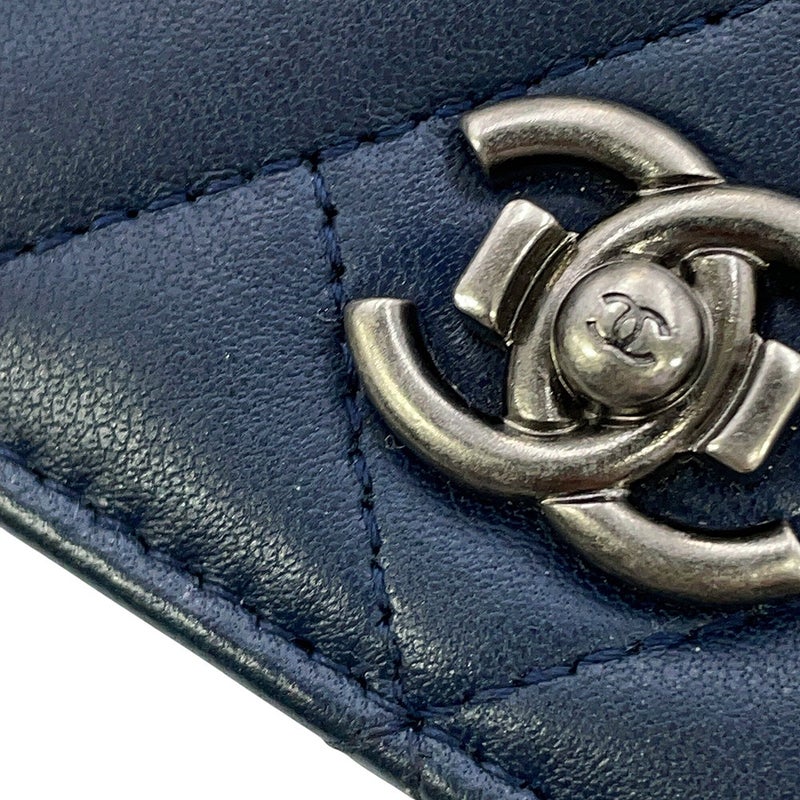 シャネル チェーンウォレット マトラッセ シェブロン ボーイシャネル ラムスキン CHANEL 財布