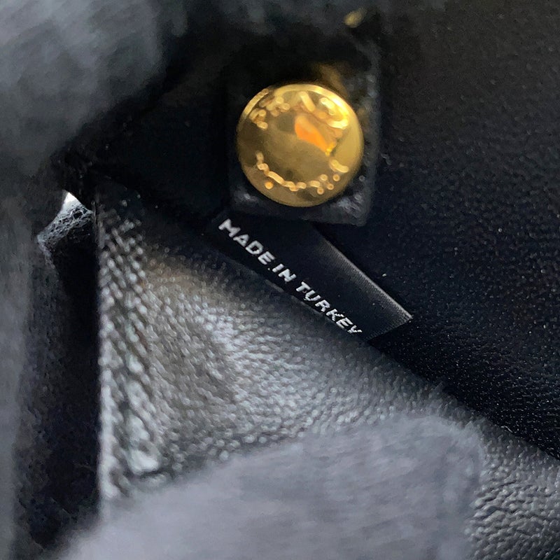 プラダ キーケース ロゴ L字ファスナー サフィアーノレザー 1PP026 PRADA 黒