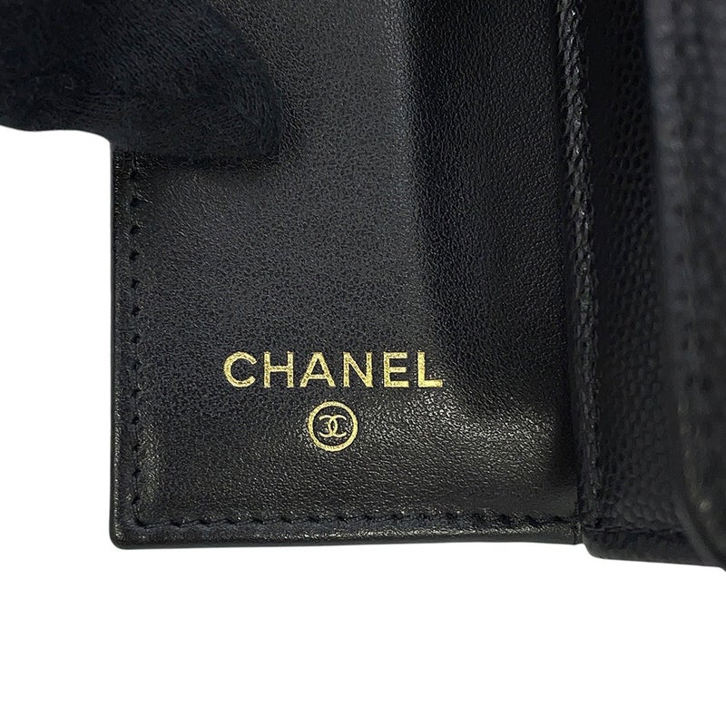 シャネル 三つ折り財布 マトラッセ ココマーク スモール フラップ ウォレット キャビアスキン AP4655 CHANEL 黒