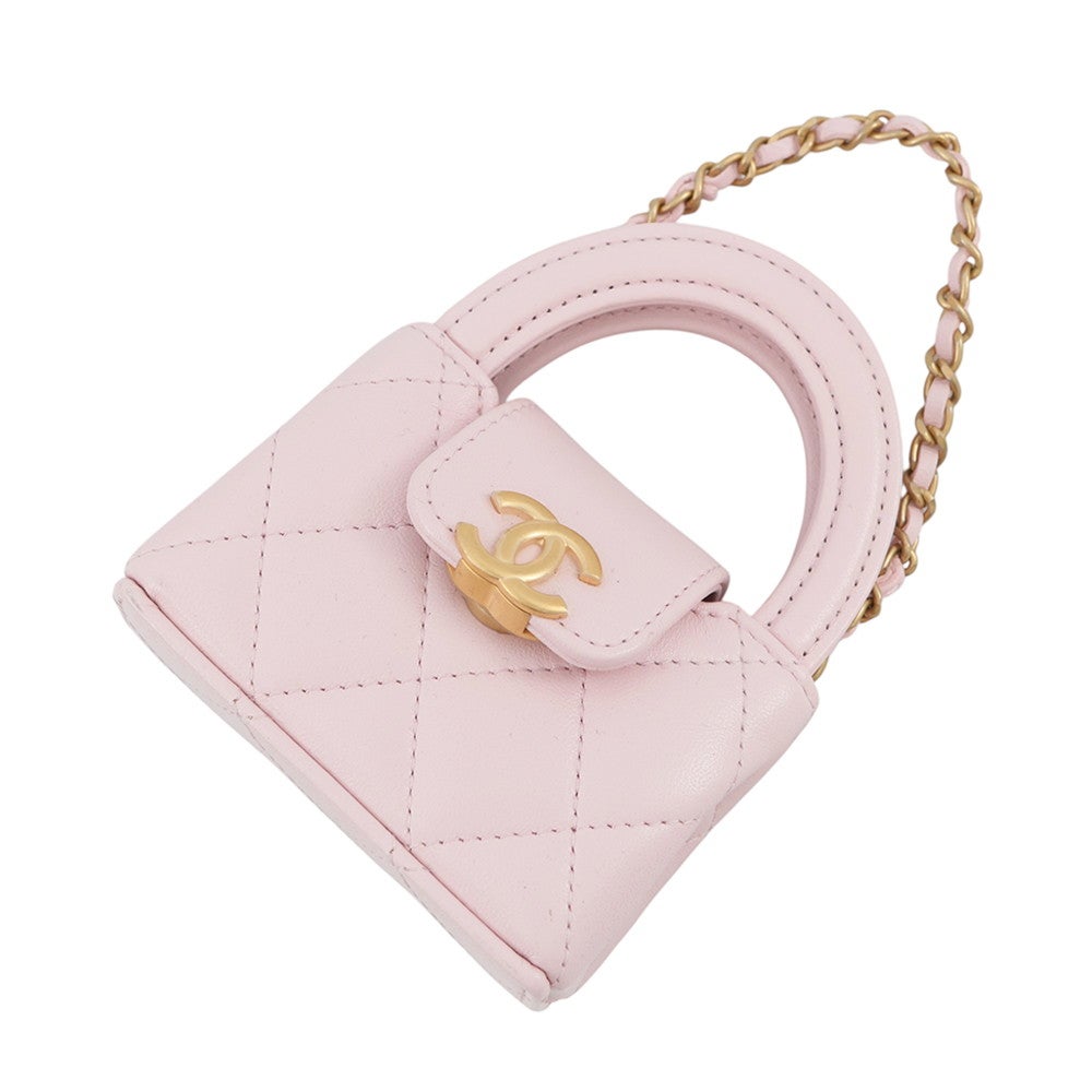 シャネルCHANELラムスキン ミニミニマトラッセ チャーム　ココマーク シャネル バッグチャーム ココマーク マトラッセ ミニバッグ チャーム