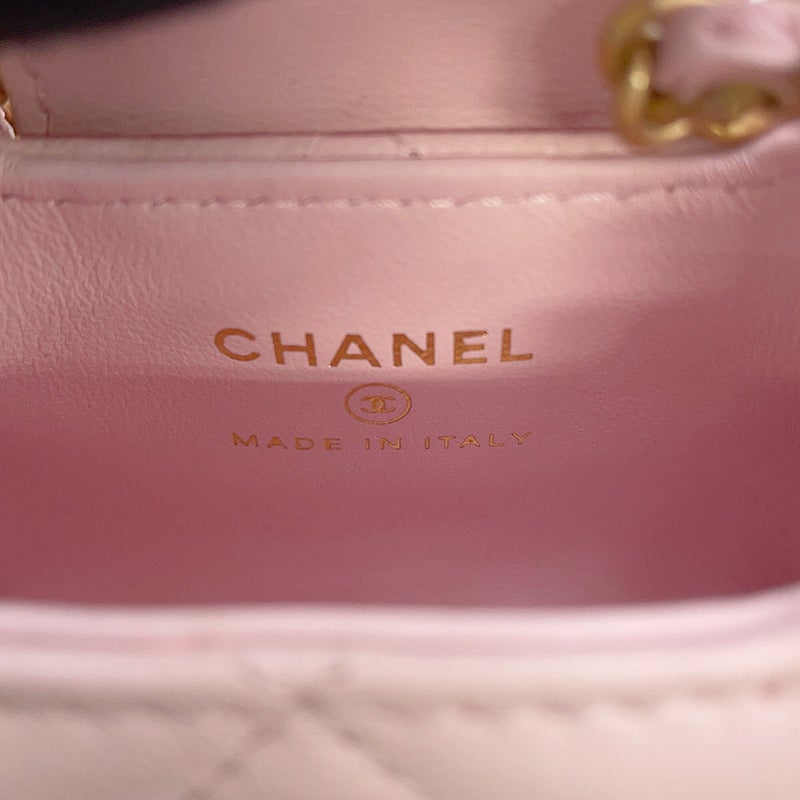 シャネル バッグチャーム ココマーク マトラッセ ミニバッグ チャーム ラムスキン AP4991 CHANEL 小物入れ