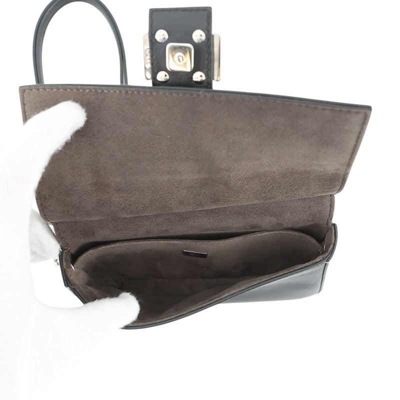 フェンディ ショルダーバッグ ダブル マイクロ フラワーバゲット レザー 8M0371 FENDI 黒 白