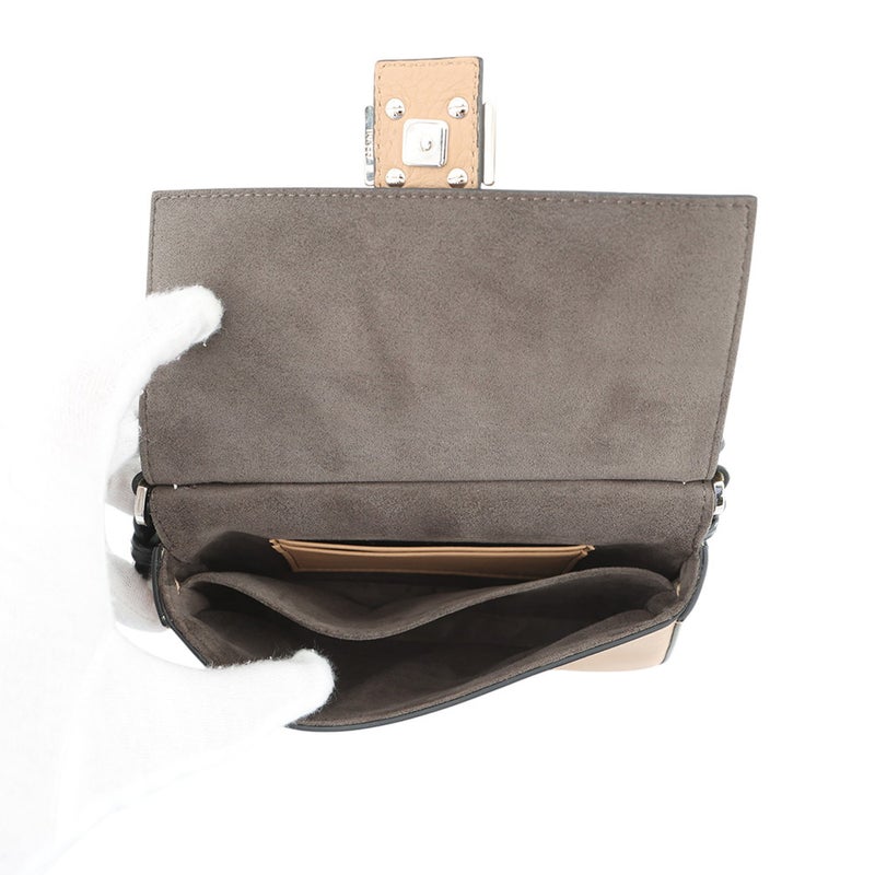 フェンディ ショルダーバッグ ダブル マイクロ フラワーバゲット レザー 8M0371 FENDI 黒 白