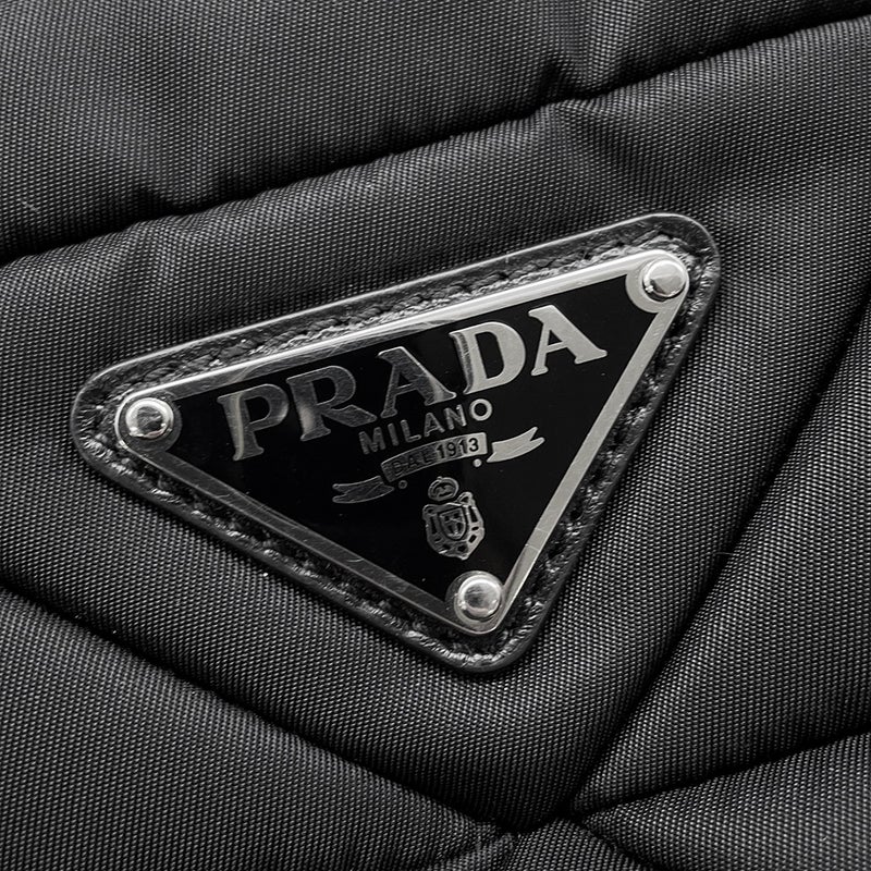 プラダ ハンドバッグ スモール パデッドRe-Nylon トートバッグ ナイロン レザー 1BG373 PRADA 2wayショルダー 黒