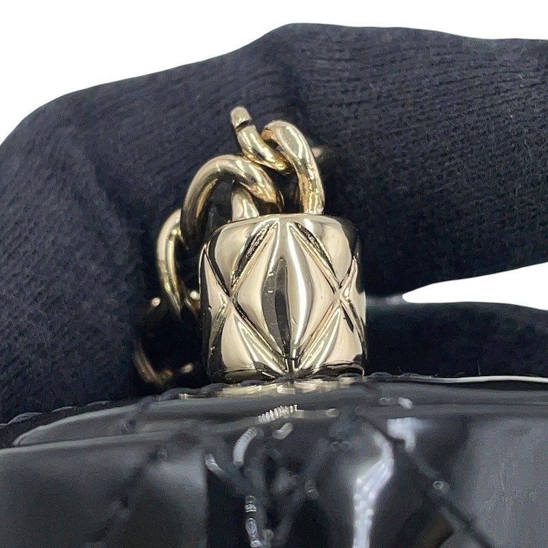 シャネル リップケース マトラッセ チェーンストラップ付 パテントレザー AP1572 CHANEL 黒