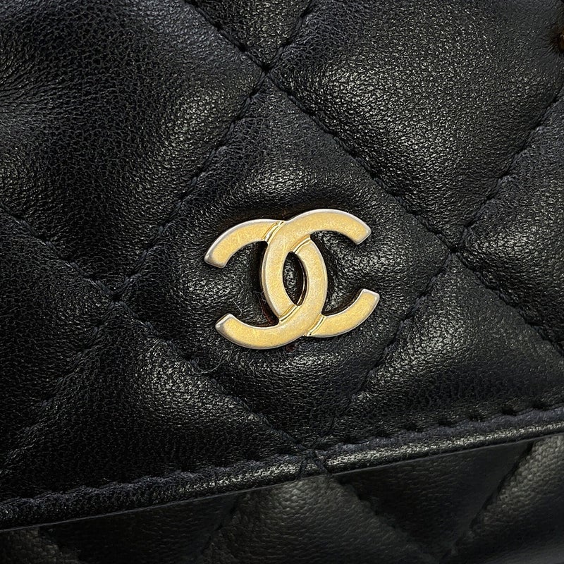 シャネル チェーンウォレット マトラッセ ココマーク エジプトチャーム ラムスキン CHANEL 財布 黒