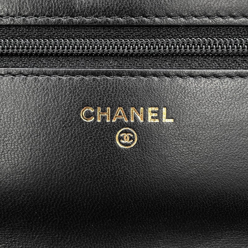 シャネル チェーンウォレット マトラッセ ココマーク エジプトチャーム ラムスキン CHANEL 財布 黒