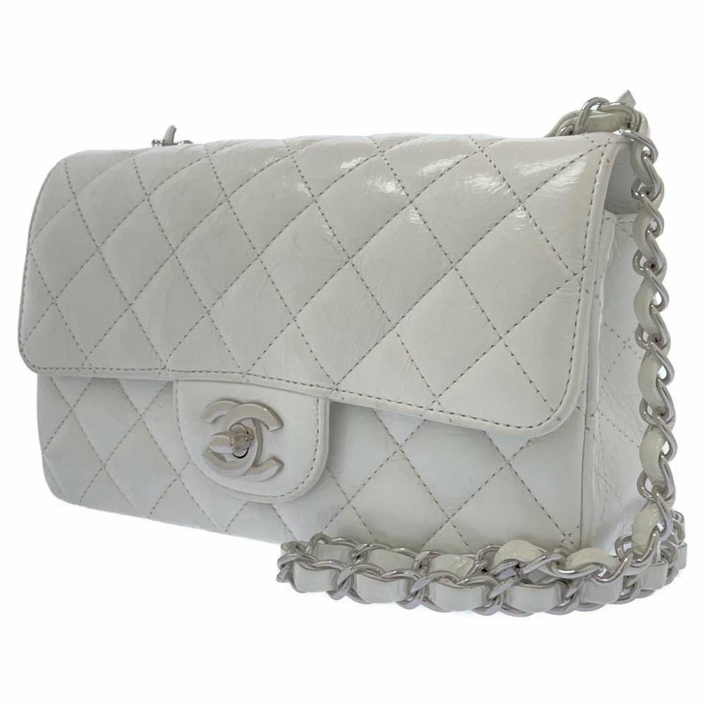 CHANEL シャネル ☆ ミニ ハンドバッグ ホワイト ソフトタイプ シャネル ミニバッグ 白 クラシック スモール ハンドバッグ マトラッセ