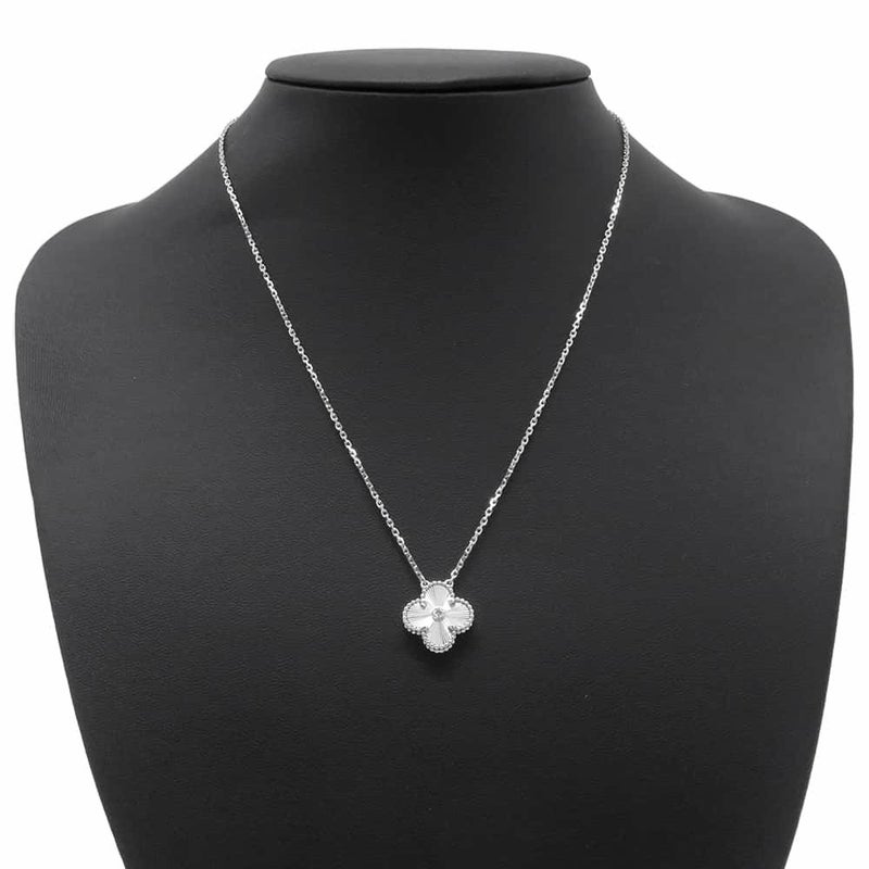 ヴァンクリーフ&アーペル ネックレス ヴィンテージ アルハンブラ ギヨシェ ダイヤ 1P K18WG VCARP6L800 2020年ホリデー限定