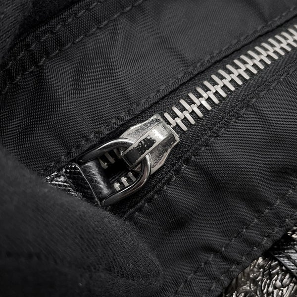 プラダ ショルダーバッグ キマイラ トライアングルロゴ ナイロン メタル PRADA バッグ 黒