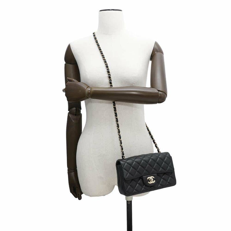 シャネル チェーンショルダーバッグ ミニ マトラッセ 20 ココマーク ラムスキン A69900 CHANEL 黒 フラップ
