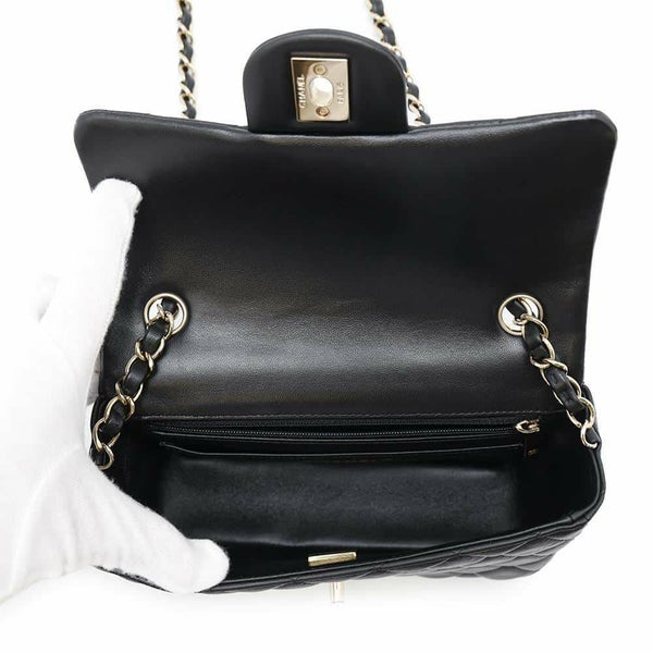 シャネル チェーンショルダーバッグ ミニ マトラッセ 20 ココマーク ラムスキン A69900 CHANEL 黒 フラップ