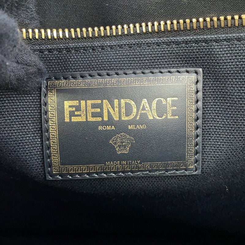 フェンディ トートバッグ ヴェルサーチ コラボ フェンダーチェ 刺繍入り キャンバス 8BH395 FENDI 2way ヴェルサーチェ 黒