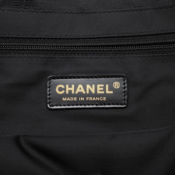 シャネル トートバッグ ニュートラベルライン トートMM ナイロン  A15991 CHANEL バッグ 黒
