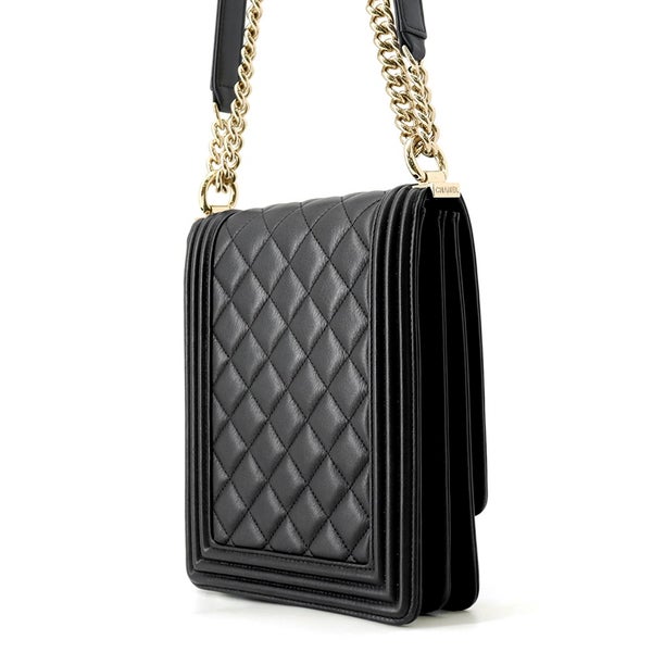 シャネル チェーンショルダーバッグ ボーイシャネル ラムスキン AS0130 CHANEL バッグ 黒