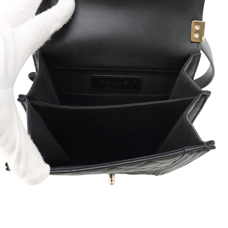 シャネル チェーンショルダーバッグ ボーイシャネル ラムスキン AS0130 CHANEL バッグ 黒