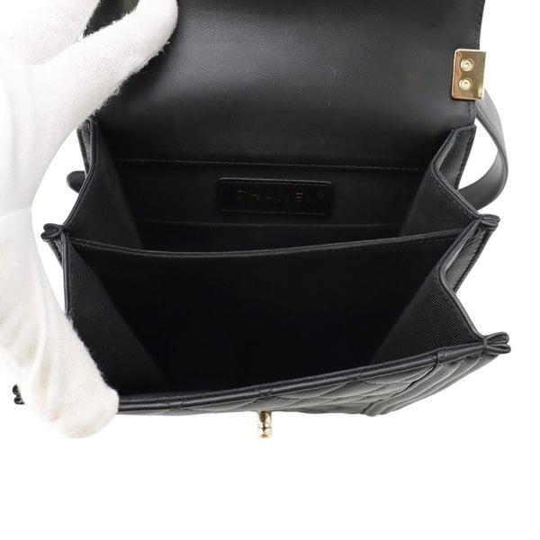 シャネル チェーンショルダーバッグ ボーイシャネル ラムスキン AS0130 CHANEL バッグ 黒