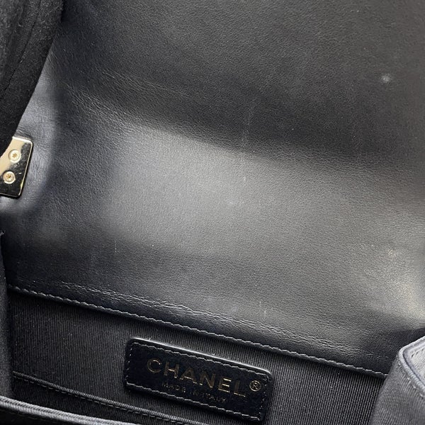 シャネル チェーンショルダーバッグ ボーイシャネル ラムスキン AS0130 CHANEL バッグ 黒