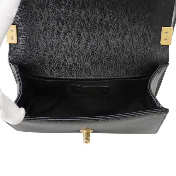 シャネル チェーンショルダーバッグ ボーイシャネル スモール マトラッセ ココマーク キャビアスキン A67085 CHANEL 黒