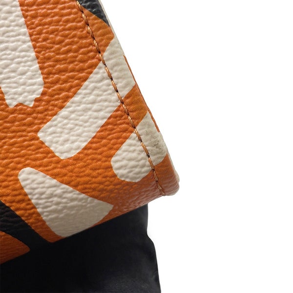 ルイヴィトン トートバッグ モノグラム・ジャイアント オンザゴーGM M45359 LOUIS VUITTON 2wayバッグ
