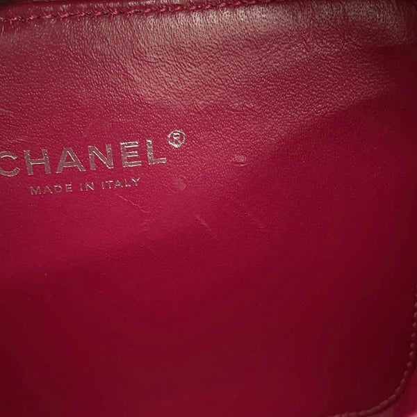 シャネル チェーンショルダーバッグ CCフィリグリー バニティバッグ キャビアスキン A93342 CHANEL 黒 白