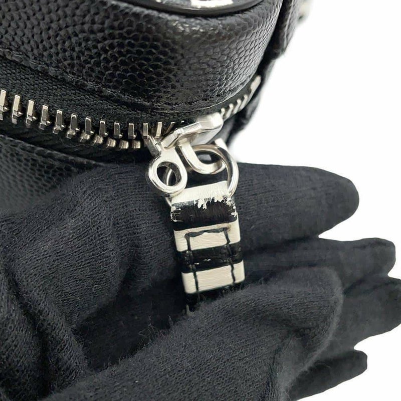 シャネル チェーンショルダーバッグ CCフィリグリー バニティバッグ キャビアスキン A93342 CHANEL 黒 白
