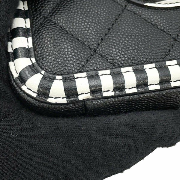 シャネル チェーンショルダーバッグ CCフィリグリー バニティバッグ キャビアスキン A93342 CHANEL 黒 白