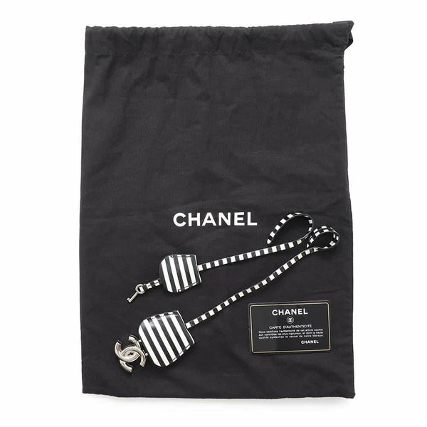 シャネル チェーンショルダーバッグ CCフィリグリー バニティバッグ キャビアスキン A93342 CHANEL 黒 白