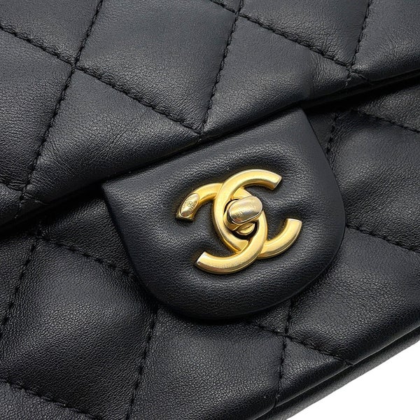 シャネル チェーンショルダーバッグ ミニ マトラッセ ココマーク ラムスキンAS3456 CHANEL ハート 黒