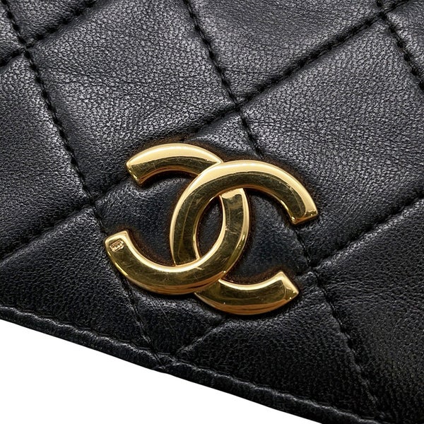 シャネル チェーンショルダーバッグ マトラッセ ココマーク ラムスキン CHANEL バッグ 黒