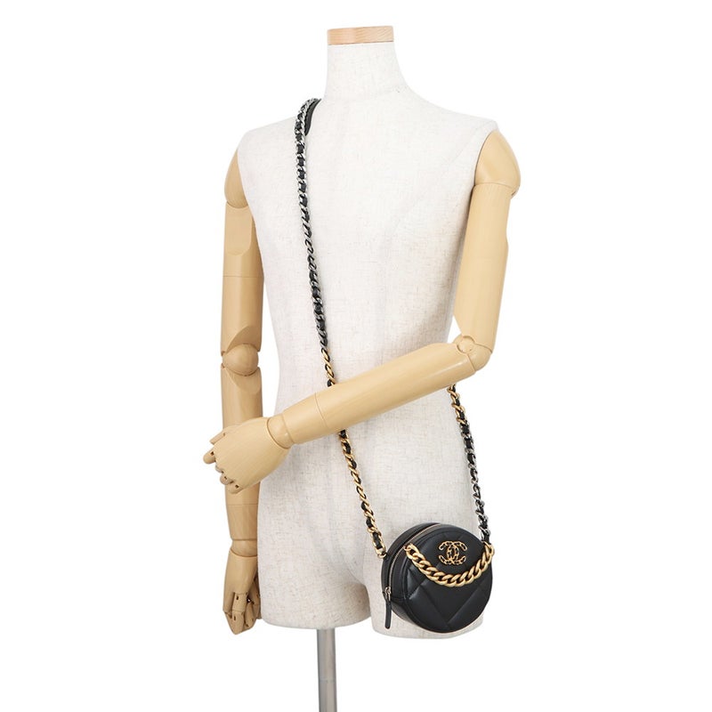 シャネル チェーンショルダーバッグ シャネル19 マトラッセ ココマーク ラムスキン AP0945 CHANEL 黒