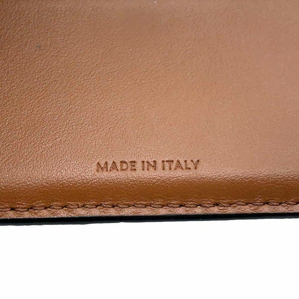 セリーヌ 三つ折り財布 トリオンフ スモールフラップ ウォレット 10D782CQH.04LU CELINE