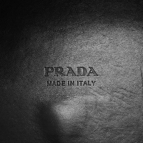 プラダ ショルダーバッグ タンブールバケット ロゴ カーフレザー 1BE050 PRADA 2way