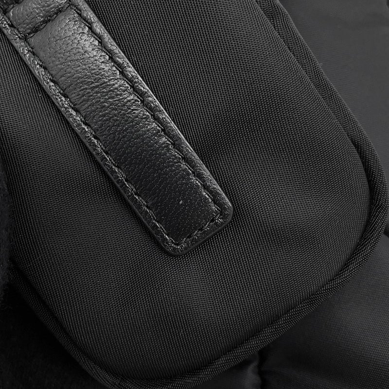 プラダ ショルダーバッグ キルティング トライアングルロゴ ナイロン 1BC232 PRADA 黒