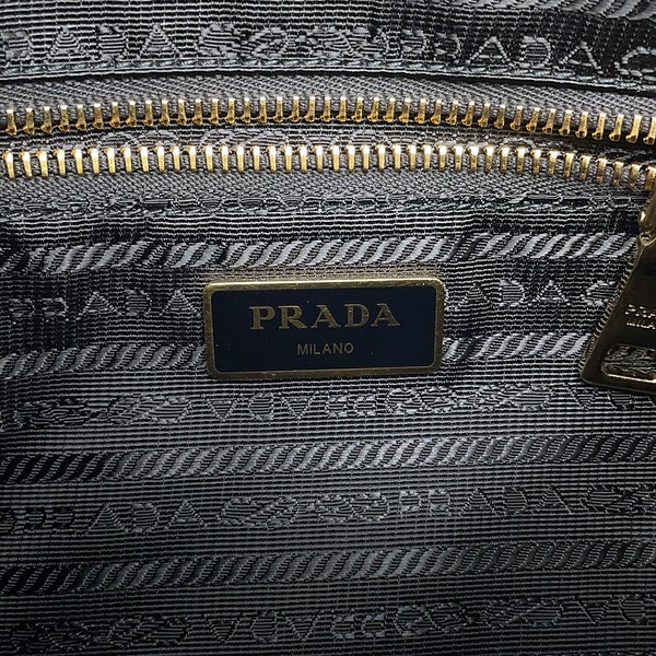 プラダ ショルダーバッグ キルティング トライアングルロゴ ナイロン 1BC232 PRADA 黒