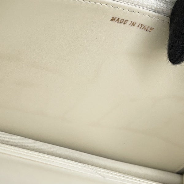 シャネル パールチェーンウォレット マトラッセ ココマーク ラムスキン AP1841 CHANEL 財布 白