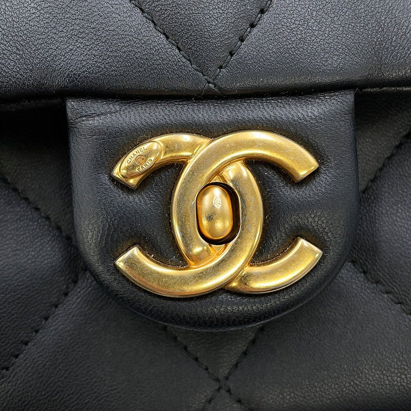 シャネル チェーンショルダーバッグ マトラッセ ココマーク トップハンドル ラムスキン AS1358 CHANEL 黒