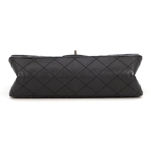 シャネル チェーンショルダーバッグ マトラッセ 2.55 エイジドカーフレザー A37586 CHANEL 黒