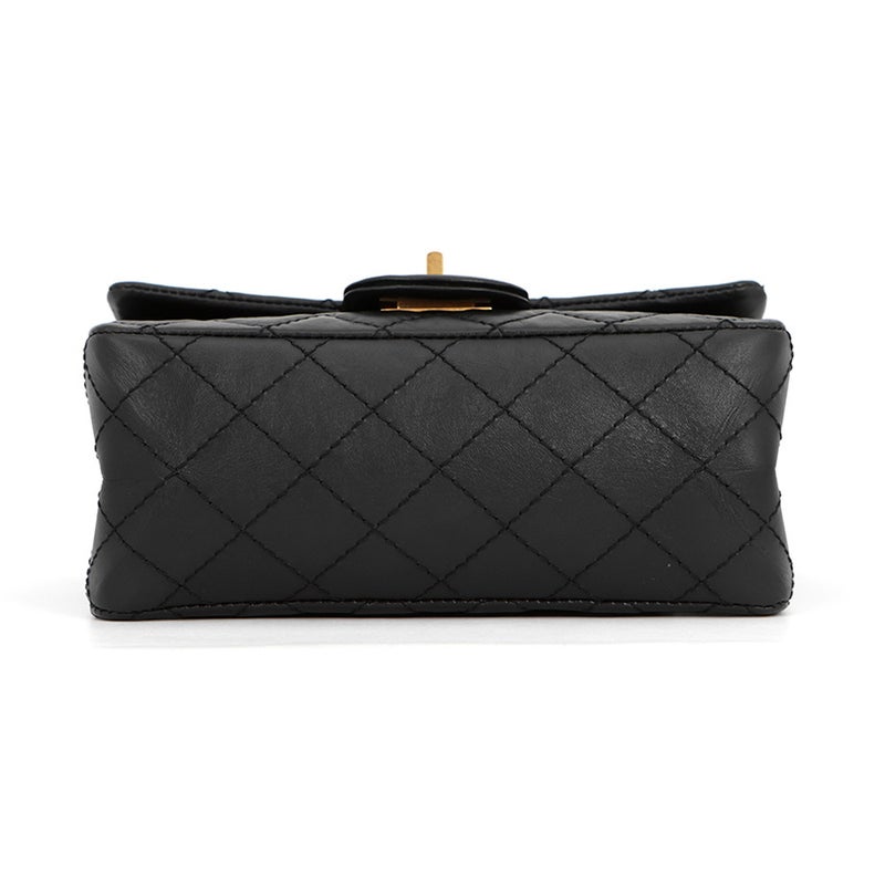 シャネル チェーンショルダーバッグ マトラッセ 2.55 ミニ エイジドカーフレザー AS0874 CHANEL 黒