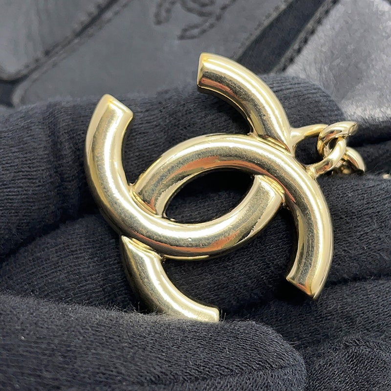 シャネル ショルダーバッグ ココマーク レザー CHANEL ミニバッグ 黒