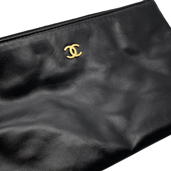 シャネル ハンドバッグ シャネル22 ミディアム シャイニーカーフスキン AS3261 CHANEL バッグ ショルダーバッグ 黒