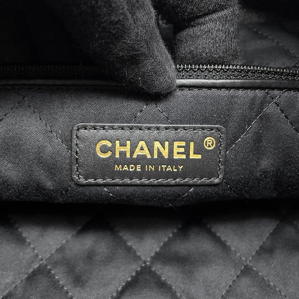 シャネル ハンドバッグ シャネル22 ミディアム シャイニーカーフスキン AS3261 CHANEL バッグ ショルダーバッグ 黒