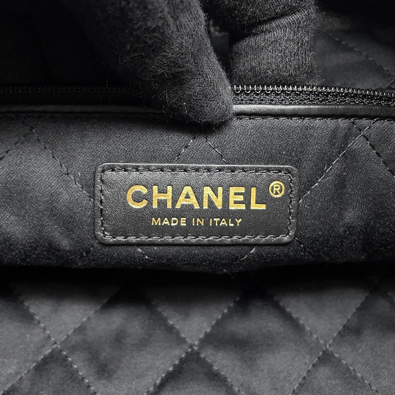 シャネル ハンドバッグ シャネル22 ミディアム シャイニーカーフスキン AS3261 CHANEL バッグ ショルダーバッグ 黒