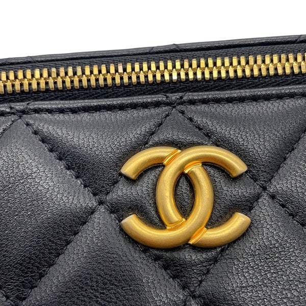 シャネル チェーンショルダーバッグ  バニティ マトラッセ ココマーク ラムスキン AP2550 CHANEL ヴァニティ 黒