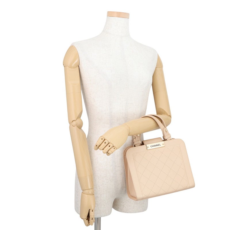 シャネル チェーンショルダーバッグ マトラッセ カーフレザー CHANEL 2way バッグ