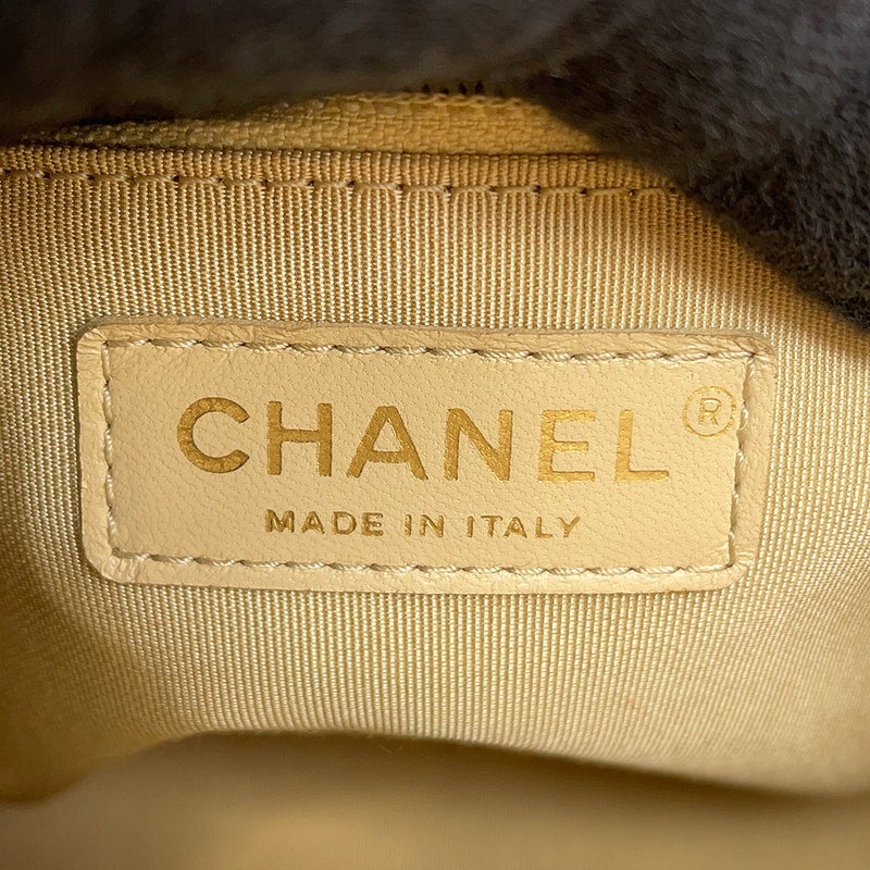 シャネル チェーンショルダーバッグ マトラッセ カーフレザー CHANEL 2way バッグ