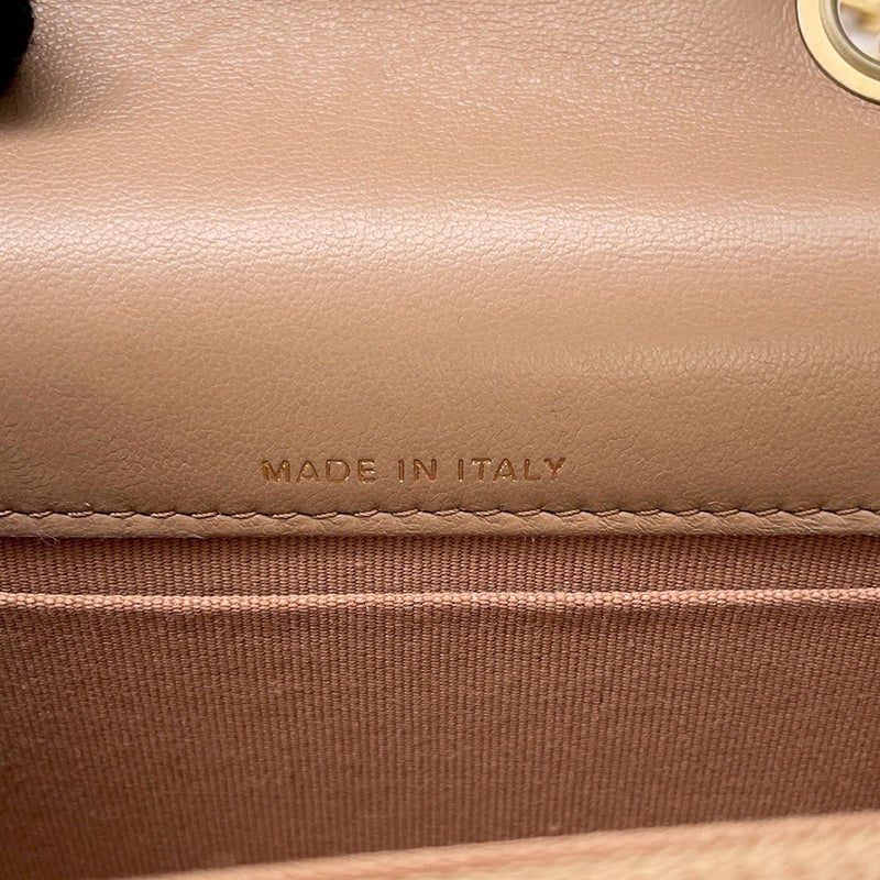 シャネル チェーンフォンポーチ マトラッセ ココマーク ラムスキン AP3047 CHANEL スマホケース