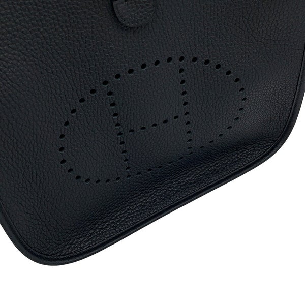 エルメス ショルダーバッグ エブリン3 PM ブラック/シルバー金具 トリヨンクレマンス K刻印 HERMES Evelyne