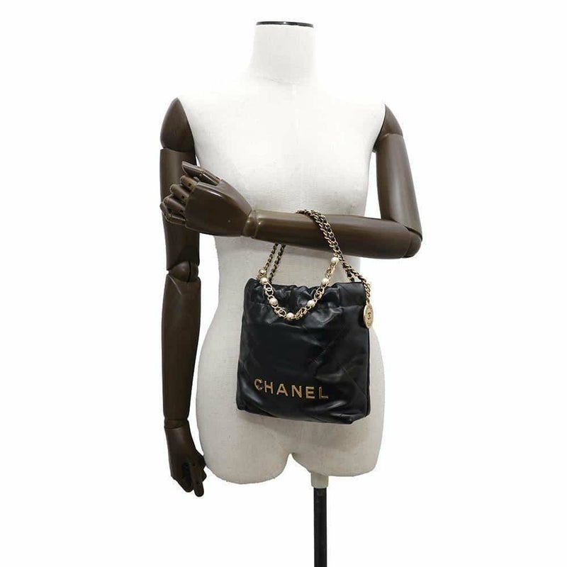 シャネル ハンドバッグ CHANEL 22 ミニ ココマーク パール シャイニーカーフレザー AS3980 2wayショルダーバッグ 黒